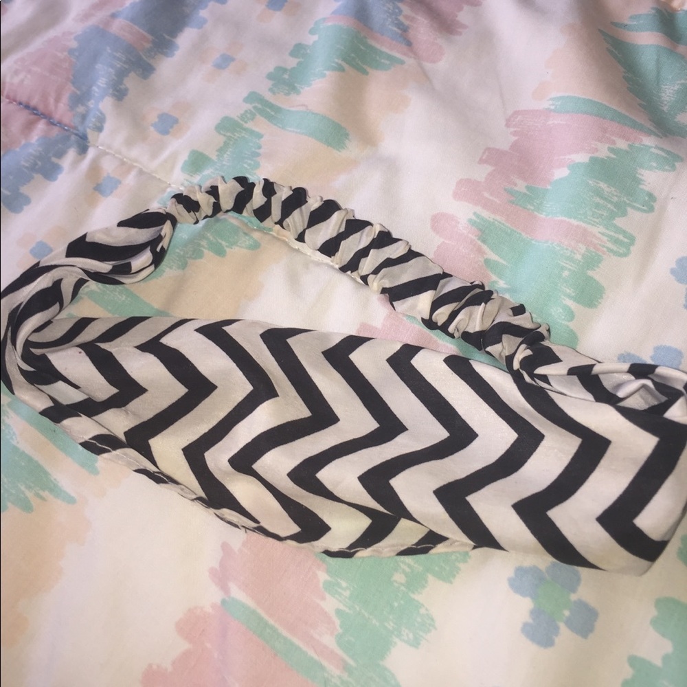 Black and white headband